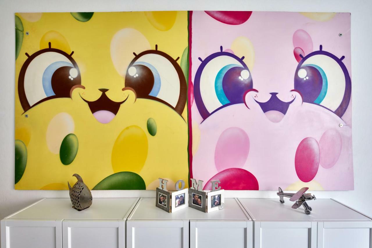 Pikachu'S Gallery - Historical Old Town Bratislava Luaran gambar