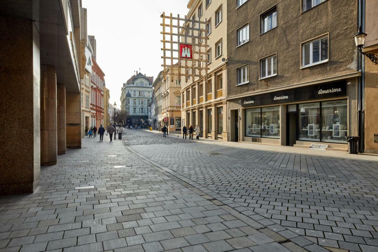 Pikachu'S Gallery - Historical Old Town Bratislava Luaran gambar